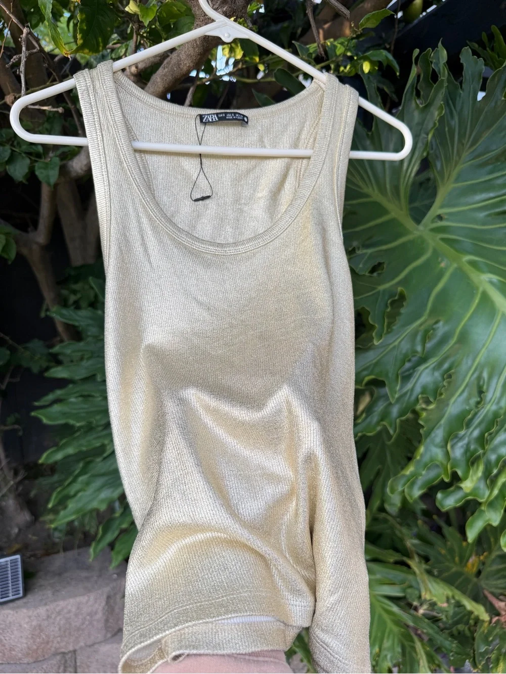 Zara Gold Metallic Ribbed Tank Top - Picture 4 of 5